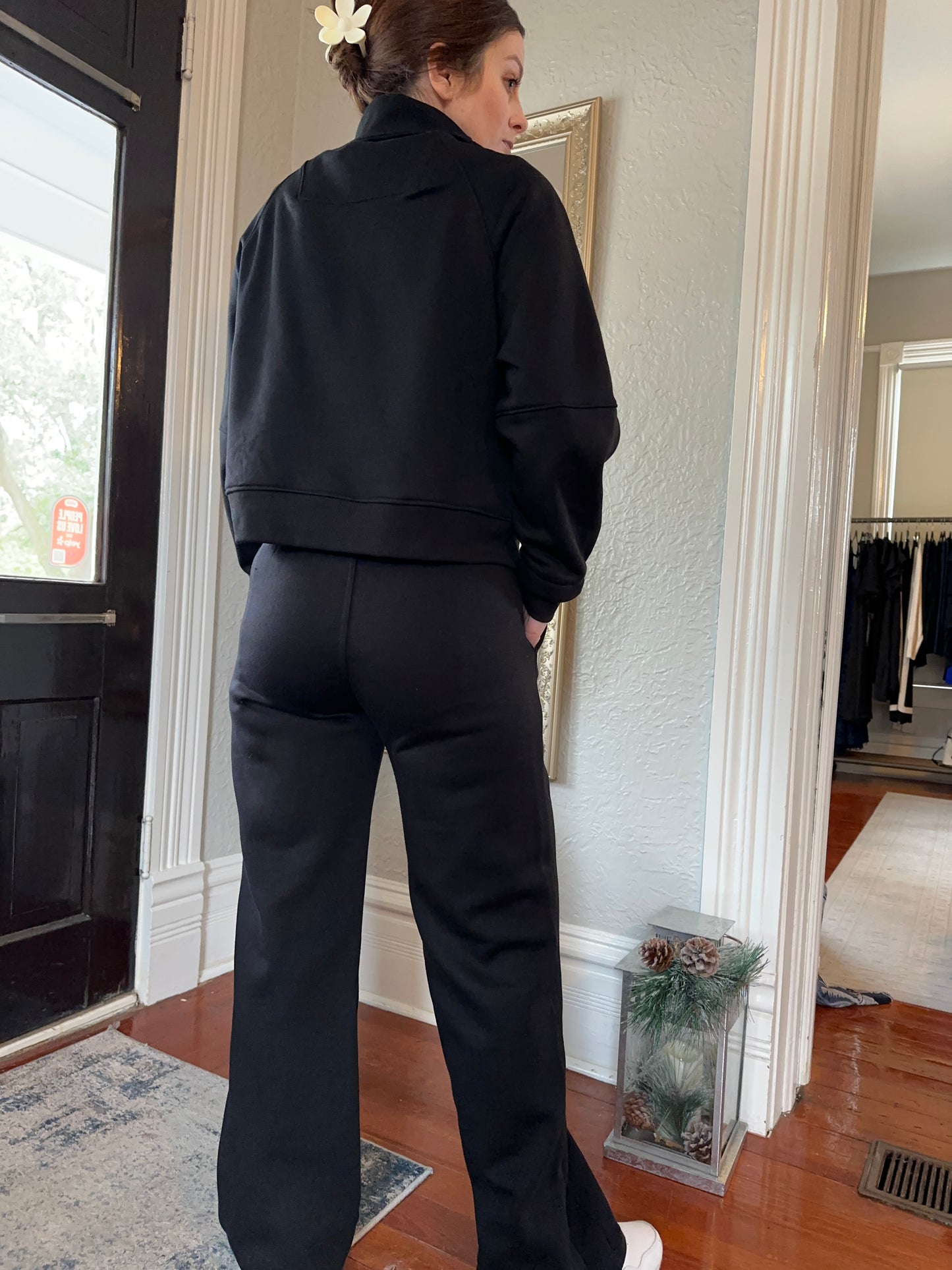 Black Sweatpants with side pockets