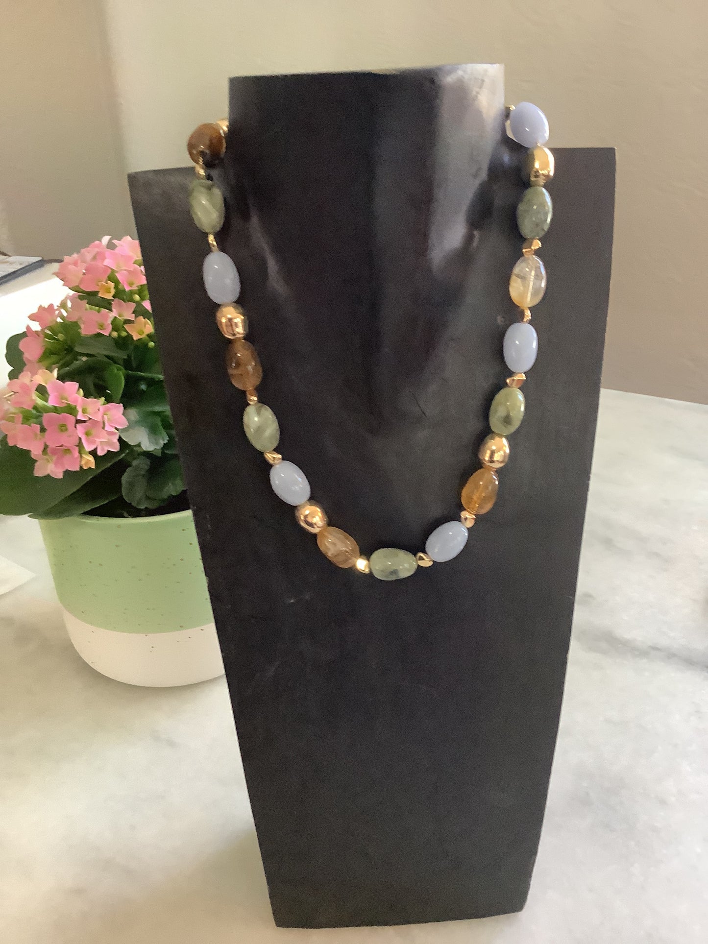 Chunky beaded necklace