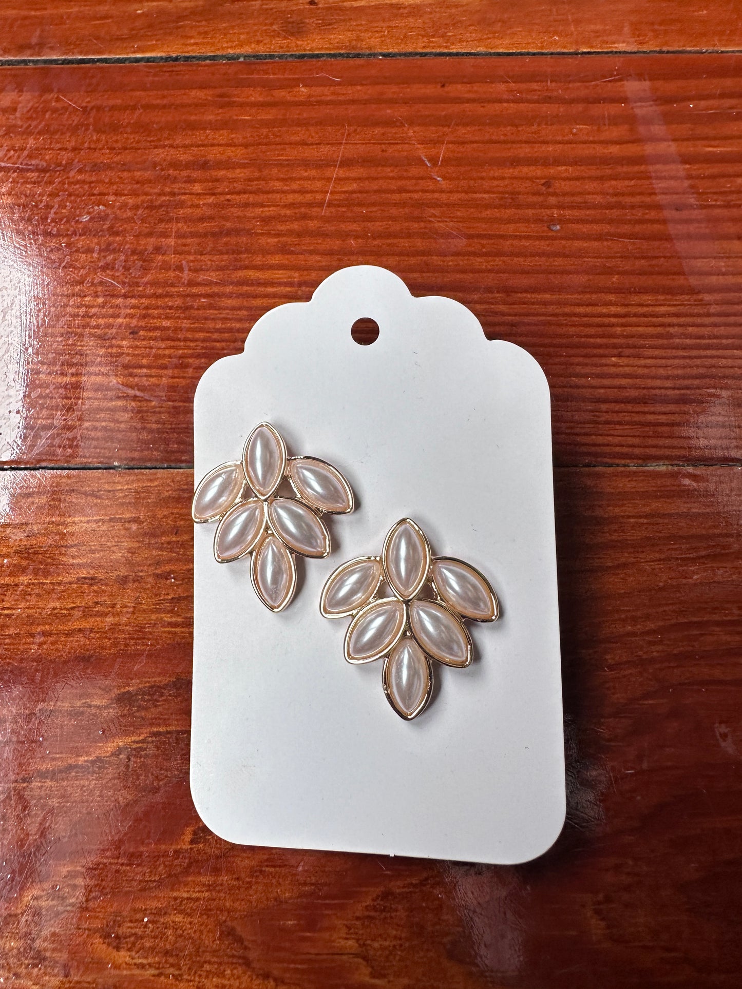 Pearl cluster earrings