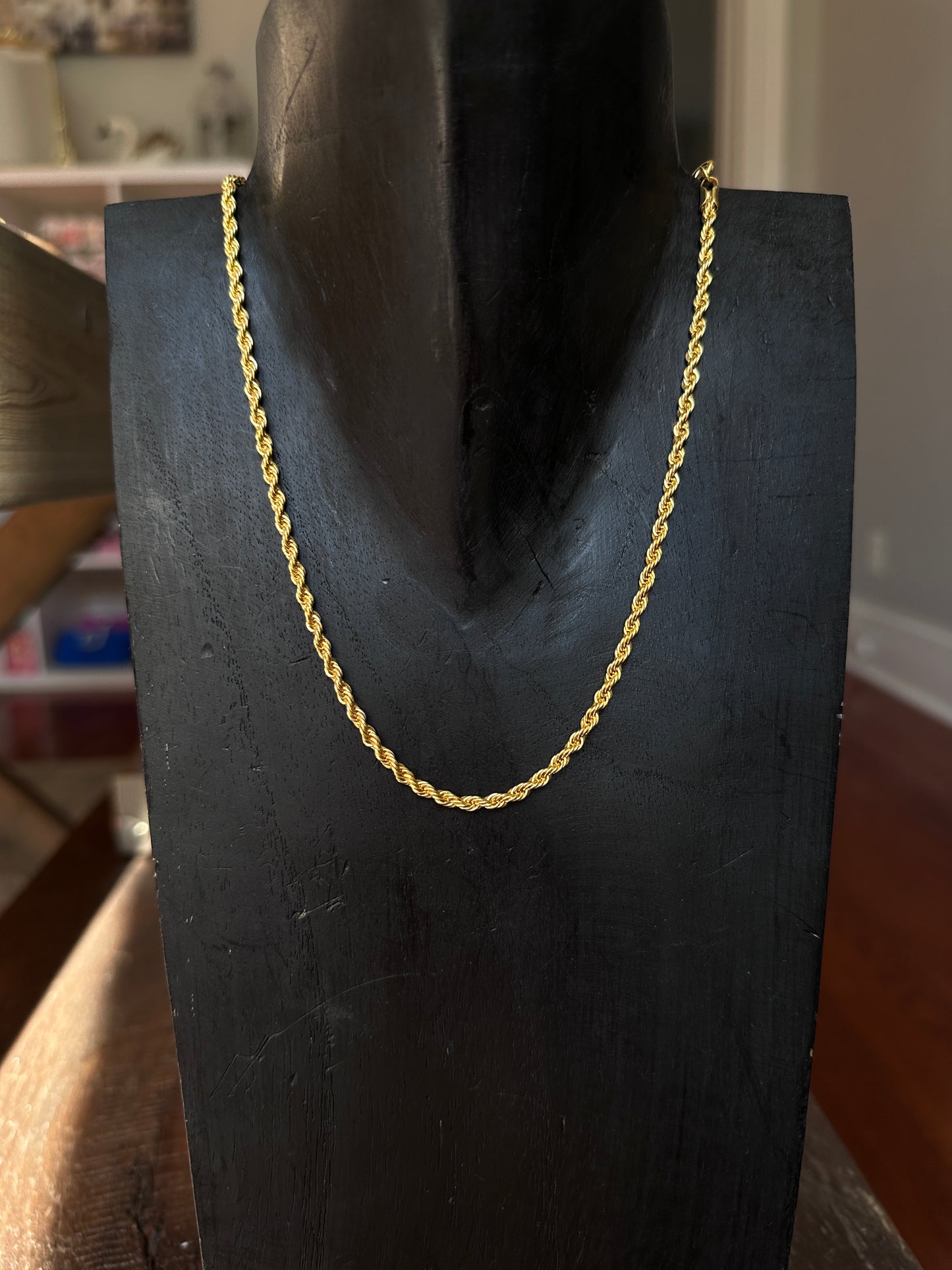 Sky gold twist necklace