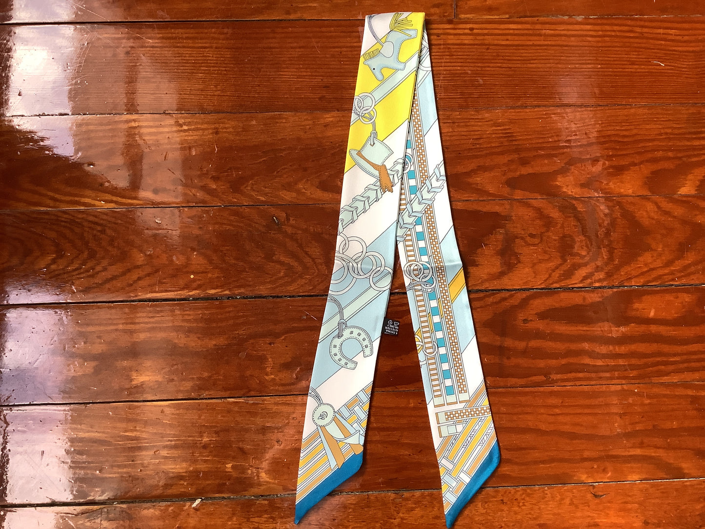 Twilly Scarf