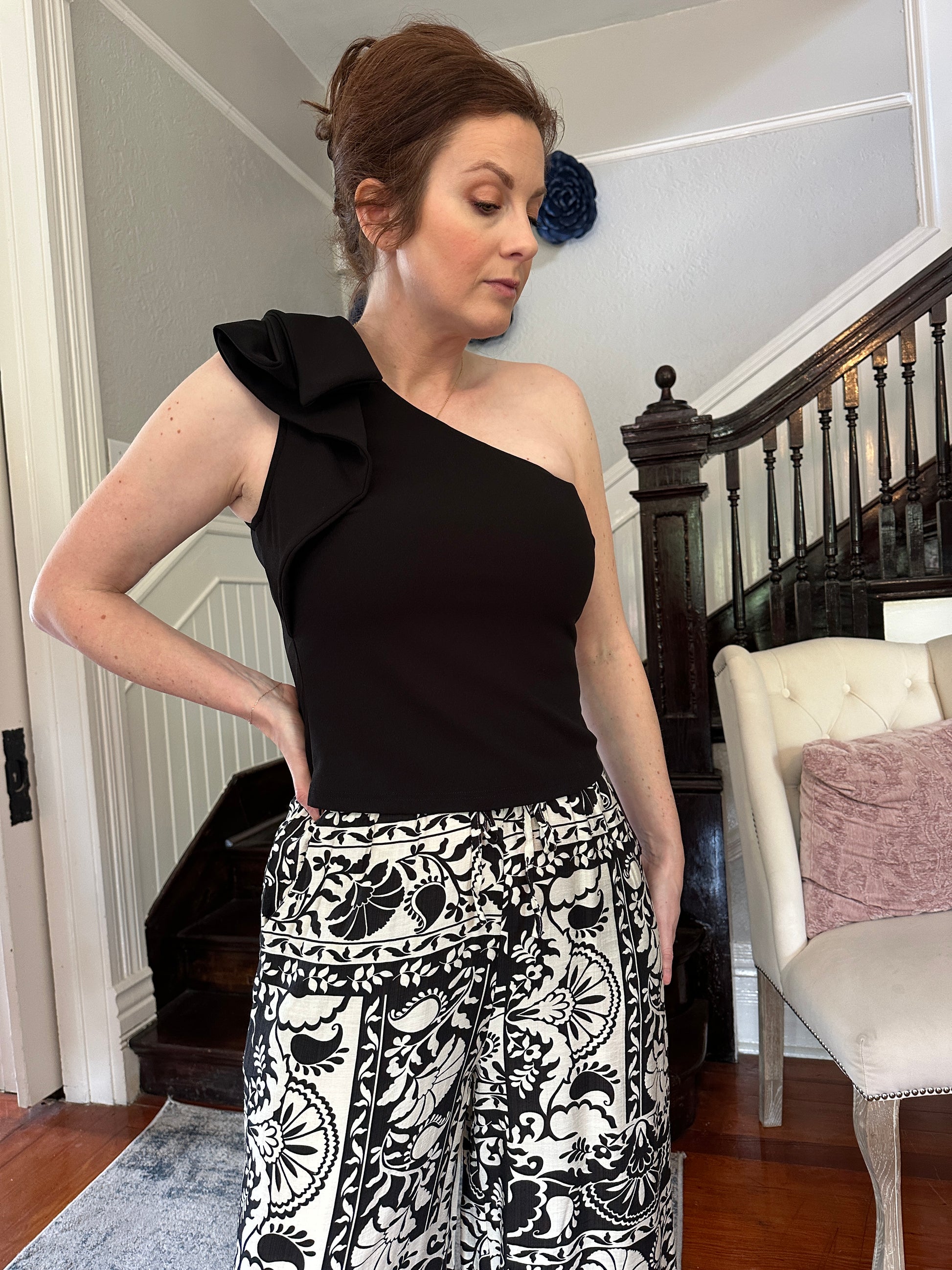 Black One Shoulder Detail Knit Top by June