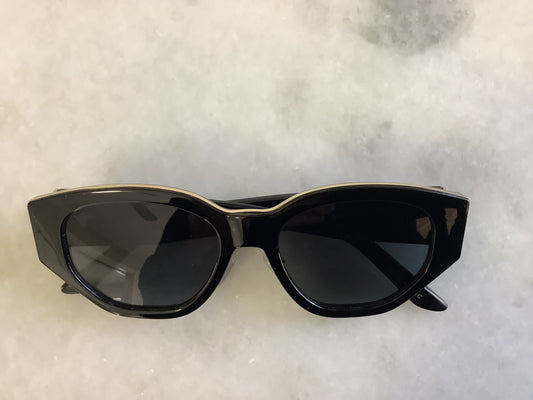 Modern “wayfarer” sunglasses with gold trim