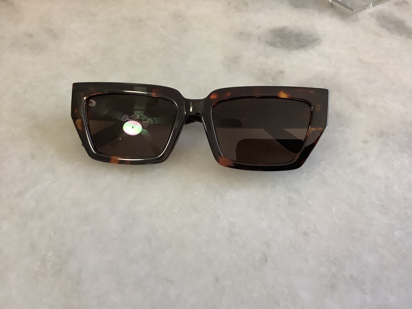 Brown “tortoise” sunglasses