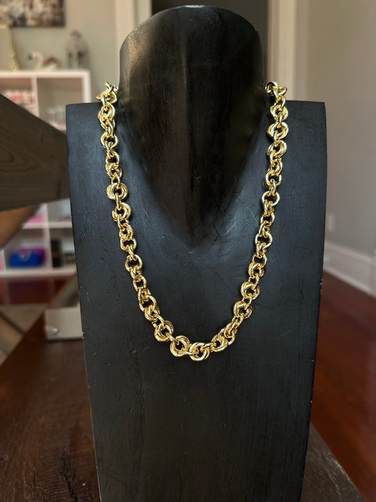Lin heavy link gold necklace