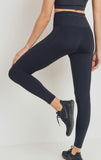 Black zipper pocket legging